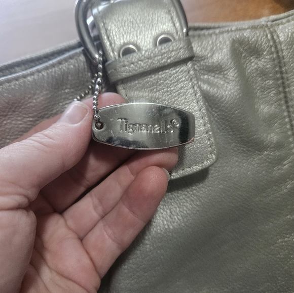 Tignanello Leather Metallic Silver Handbag And Wallet Set - Picture 12 of 16